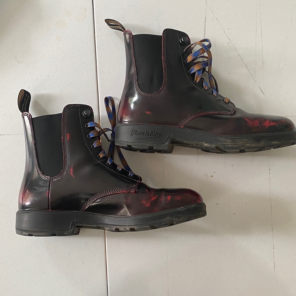Blundstone Burgundy Distressed Lace Up 2220 W 9.5, AU 6.5 - Picture 7 of 8